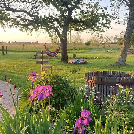Prázdninový dům Simples Escales : Nature, Detente Et Sauna Les Rosiers