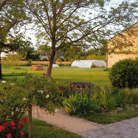 Simples Escales : Nature, Detente Et Sauna Ferienhaus